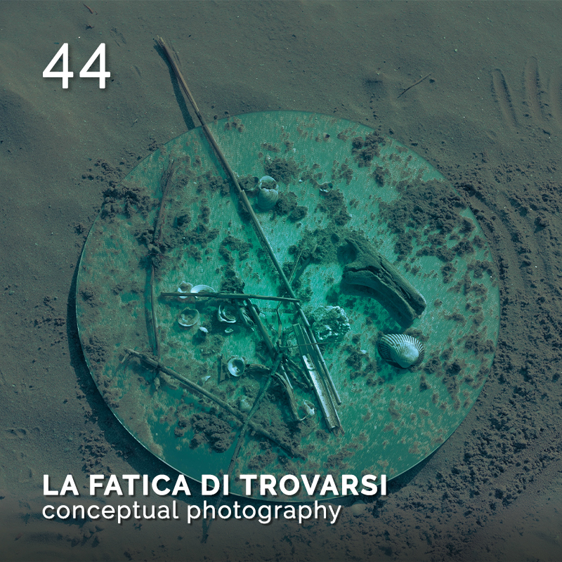 Glamour Affair Vision N. 28 | 2023-07.08 - LA FATICA DI TROVARSI conceptual photography – pag. 44